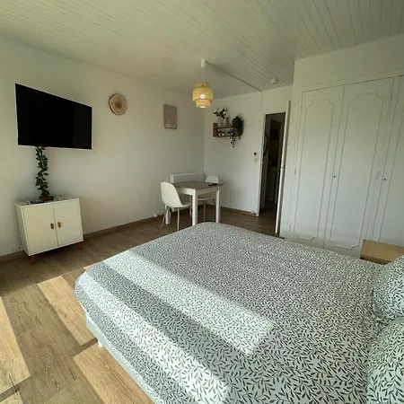 Lumineux De 23m Avec Balcon