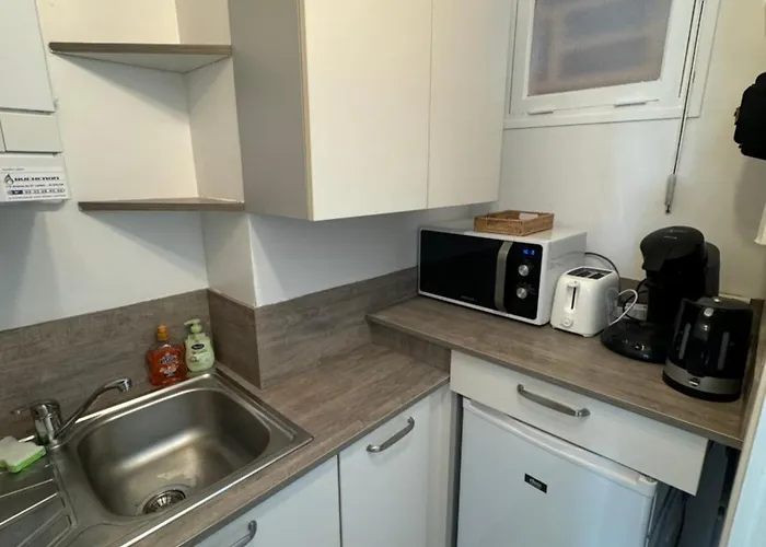 Lumineux De 23m Avec Balcon